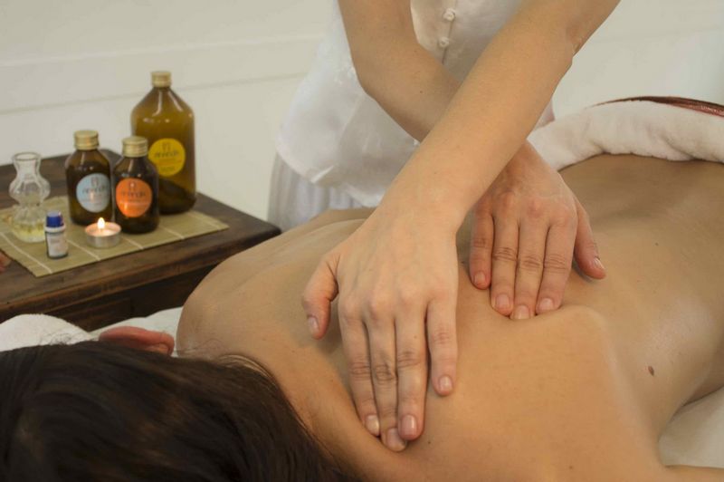 Unwind Your Anxiety & Revitalize with Thai Yoga Massage Therapy